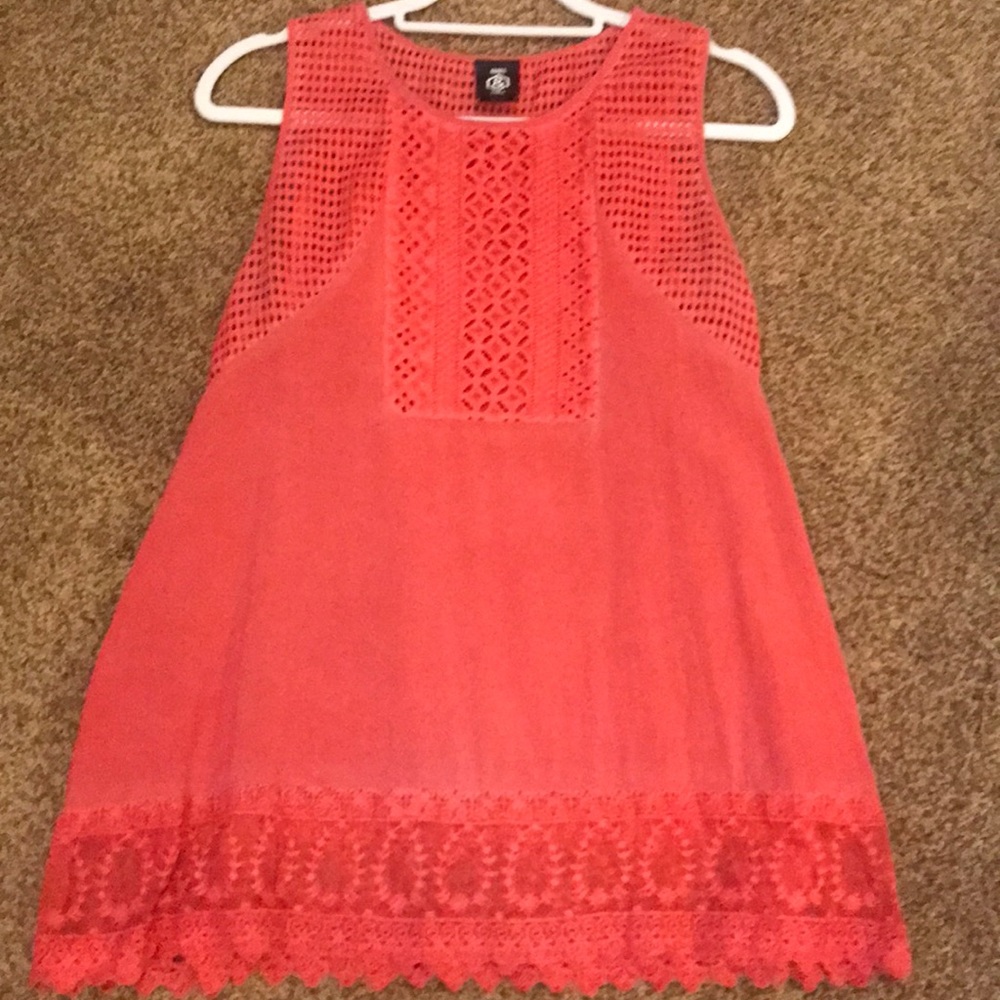 Agnes & Dora Woven Eyelet Tank Size S Red